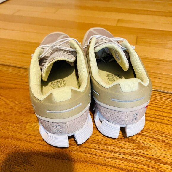 Women's On Cloud X 3 Size 9.5 - Picture 11 of 16